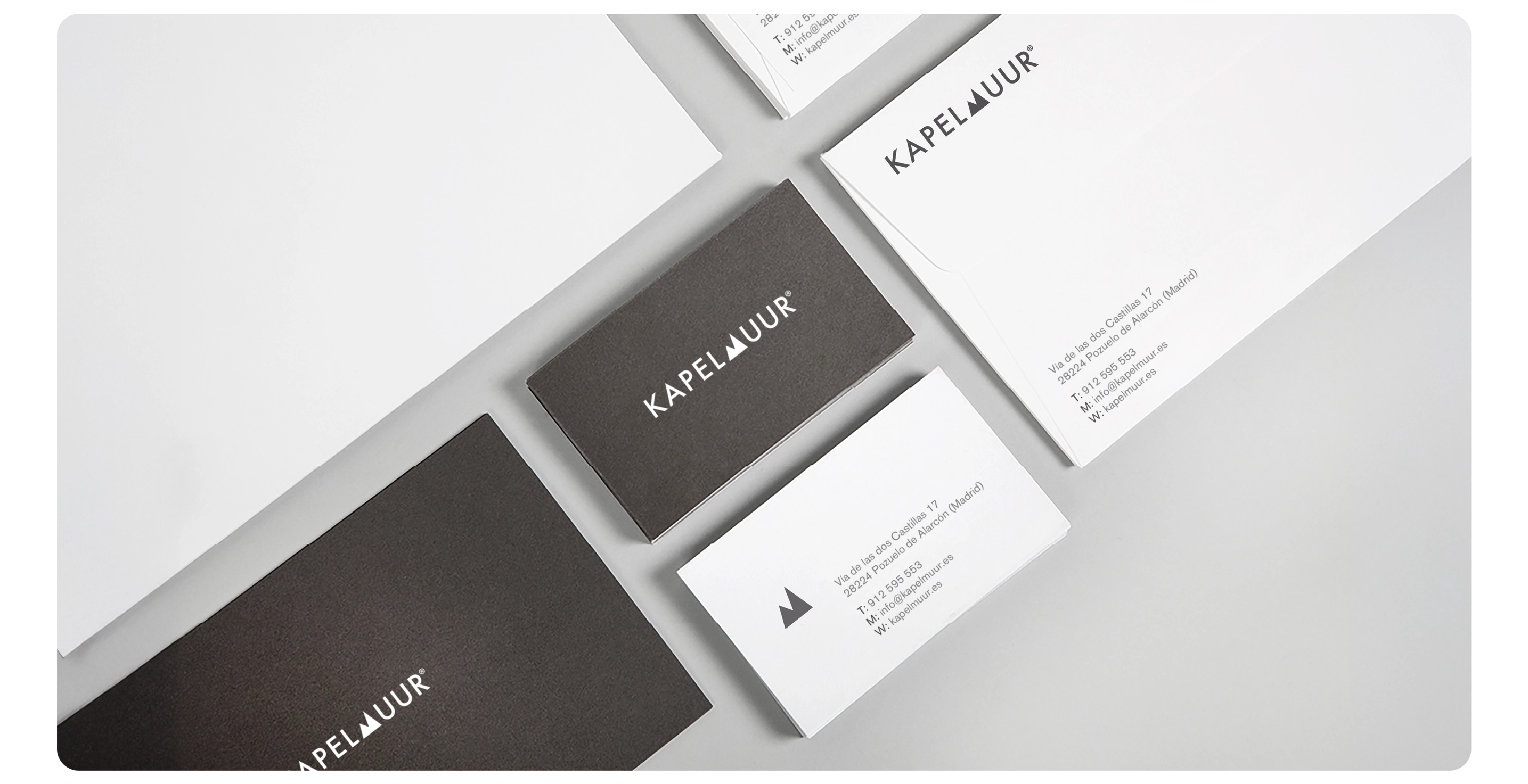 kapelmuur stationary